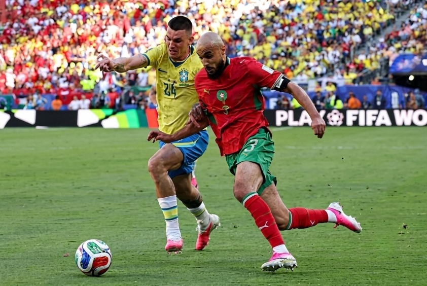 Trận đấu đáng quên trước Morocco ở vị trí hậu vệ phải không sở trường của Ibanez