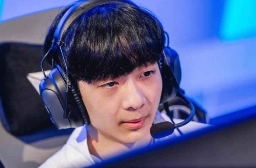 DK Lucid: