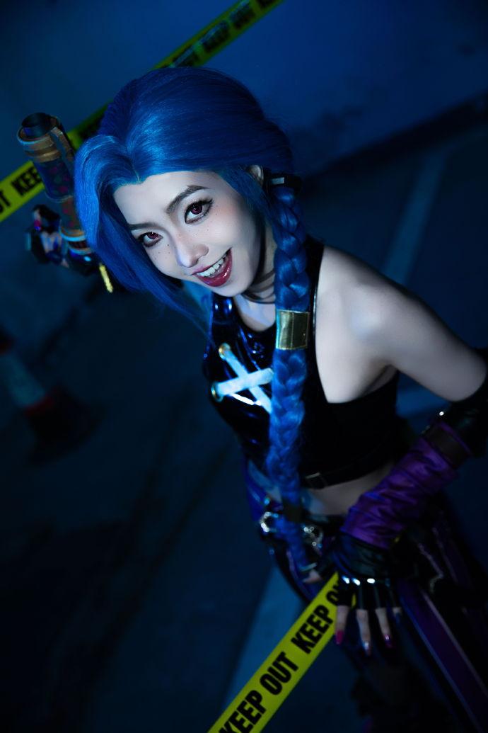 Ngắm màn cosplay Jinx mãn nhãn từ MC Iris 574236Ngắm màn cosplay Jinx mãn nhãn từ MC Iris 574236