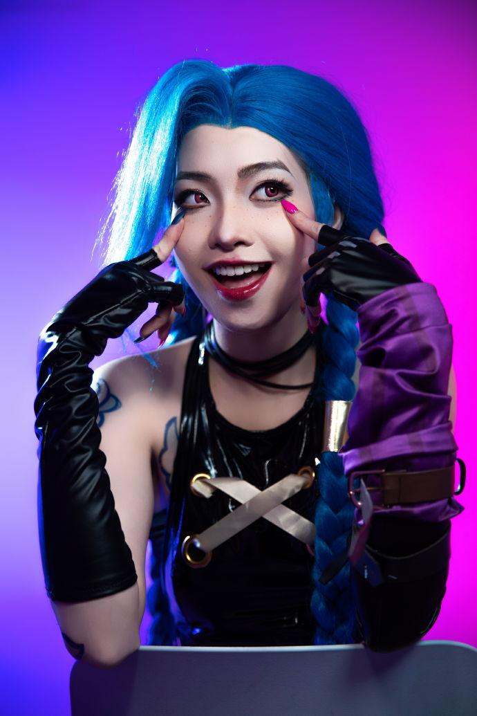 Ngắm màn cosplay Jinx mãn nhãn từ MC Iris 574234Ngắm màn cosplay Jinx mãn nhãn từ MC Iris 574234
