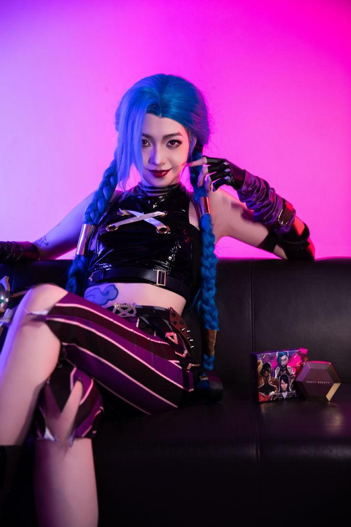 Ngắm màn cosplay Jinx mãn nhãn từ MC Iris 574235Ngắm màn cosplay Jinx mãn nhãn từ MC Iris 574235