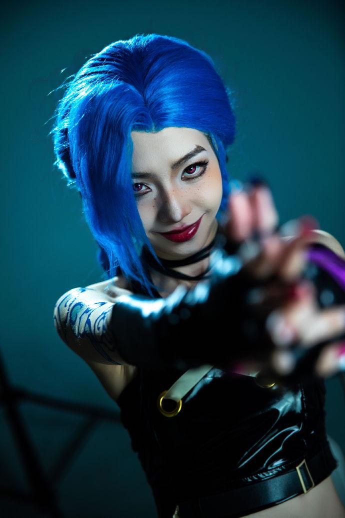 Ngắm màn cosplay Jinx mãn nhãn từ MC Iris 574237Ngắm màn cosplay Jinx mãn nhãn từ MC Iris 574237