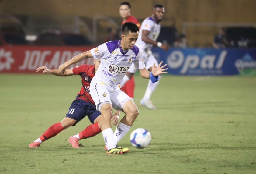 Văn Quyết xô đổ kỷ lục của Công Vinh tại V-League 555201