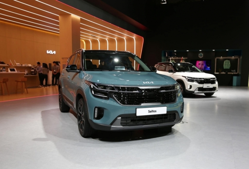 Kia Seltos 2023 sẵn sàng được xuất khẩu đi ra quốc tế, rất có thể về nước ta sớm rộng lớn 213967