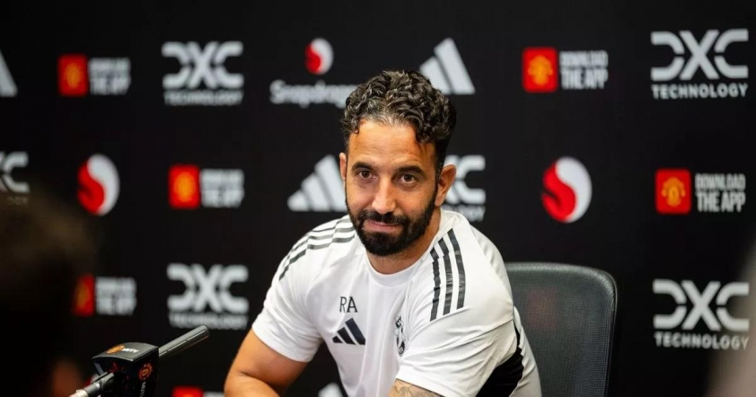 Amorim lên tiếng phản bác Ronaldo về chỉ trích Manchester United 4 Ruben Amorim phản ứng mạnh trước lời chỉ trích của Cristiano Ronaldo về Man Utd 736393