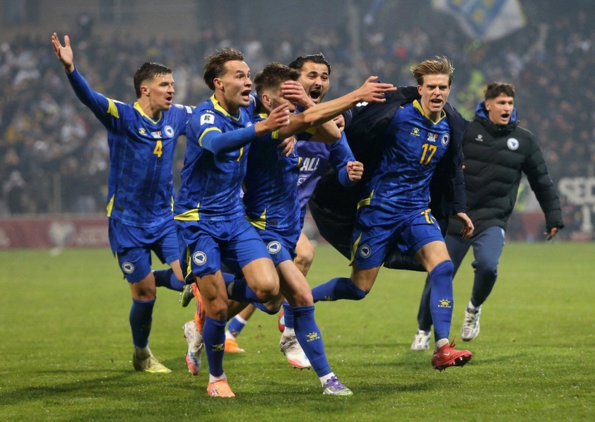 "Gã 'tí hon' châu Âu gây sốc ở vòng loại World Cup" 7 'Tí hon' châu Âu tạo địa chấn rung chuyển vòng loại World Cup 742887