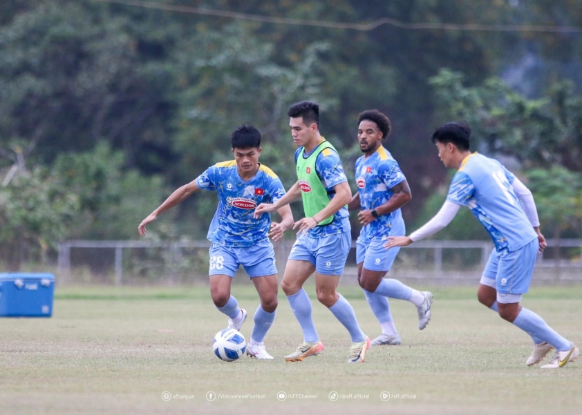 AFC bình luận về cuộc đua giữa ĐT Việt Nam và Malaysia 5 14