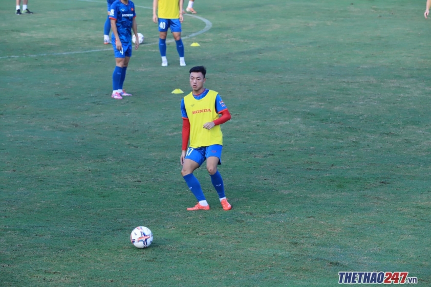 Sao trẻ hay nhất V-League háo hức đá giải Châu Á, mong muốn đá chính 322638