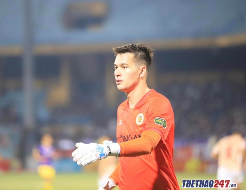 Filip Nguyễn có hành động gây ngỡ ngàng NHM