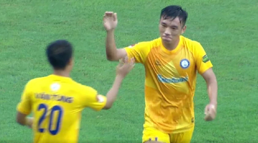 Trực tiếp Nam Định 2-0 Khánh Hòa: Rafaelson nổ súng 487278