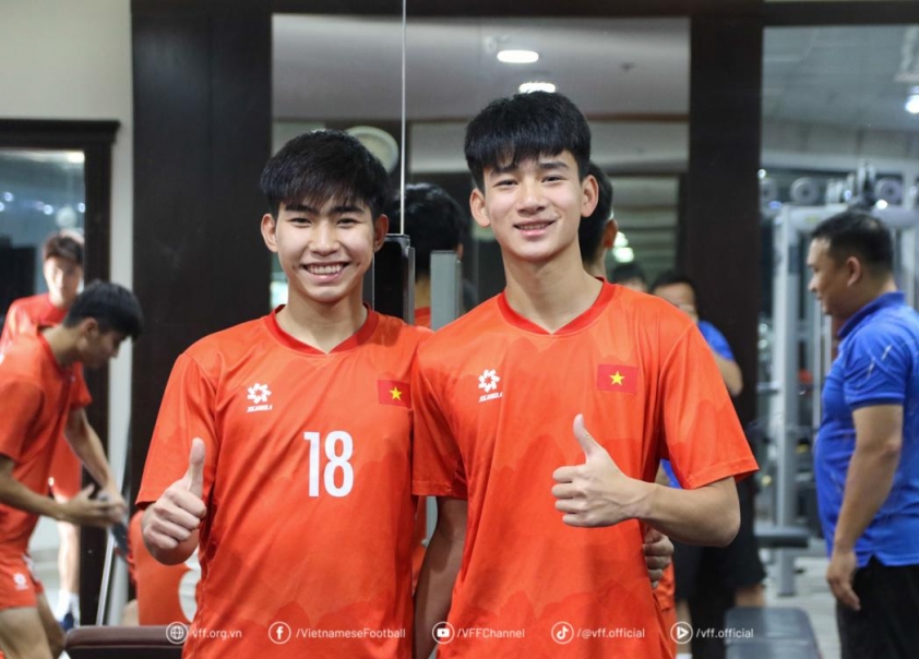 U17 Việt Nam thư giãn sau trận với U17 Nhật Bản 617147