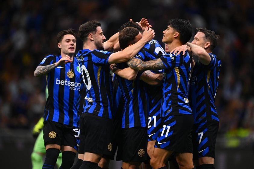 Inter Milan và Napoli cùng thắng sít sao, cuộc đua vô địch tiếp tục khó đoán 629577
