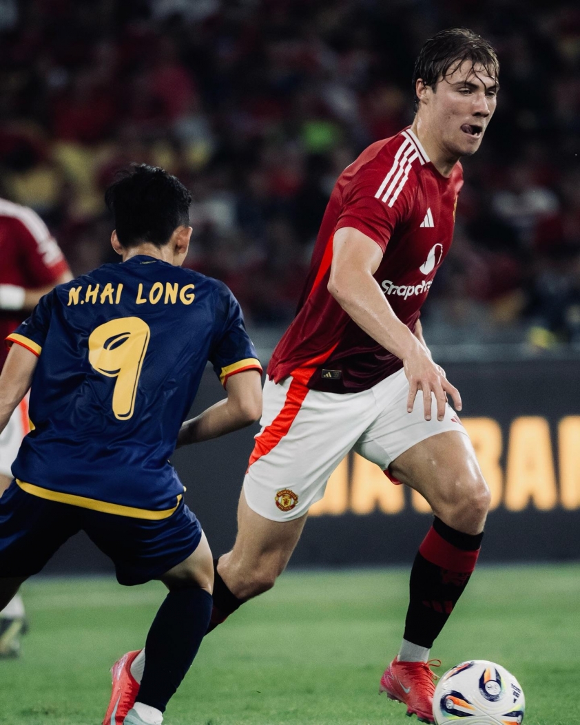 Trực tiếp: HLV Amorim nói gì sau trận thua trước đội ASEAN All-Stars? 641697