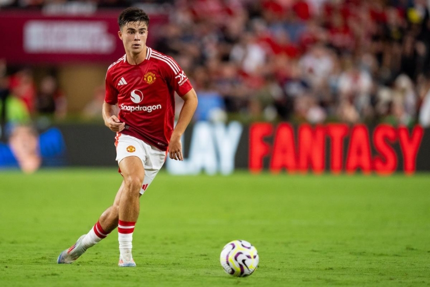 Chuyển nhượng MU 22/8: Chi 69 triệu Euro cho trụ cột Real, 'Luke Shaw mới' ra đi 689342