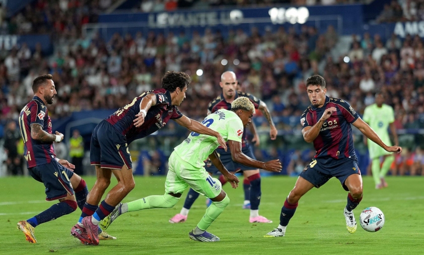 Barca ngược dòng khó khăn để vượt qua Levante 4 Barca ngược dòng thắng vất vả Levante 690828