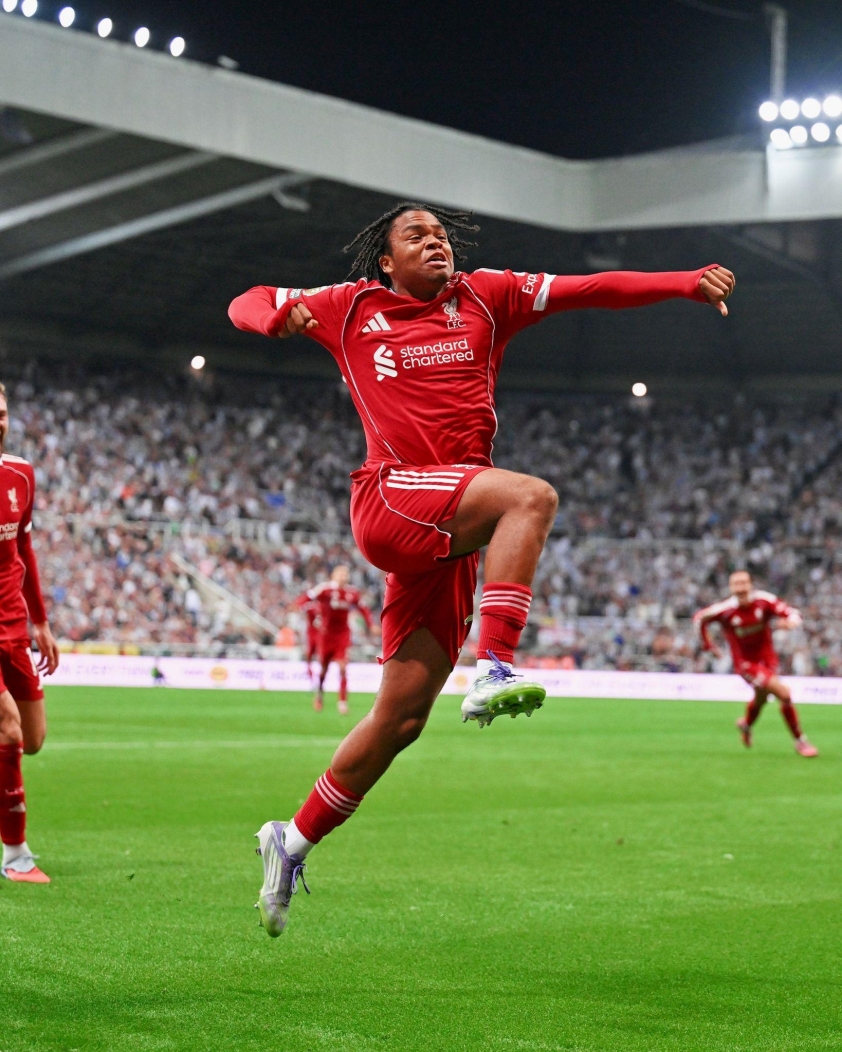 Chelsea ra lệnh cấm với Liverpool vì 'Lamine Yamal mới'  692410