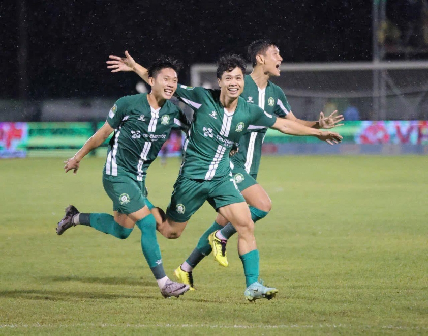 Công Phượng chờ tỏa sáng trong trận Đại học Văn Hiến vs Đồng Nai 5 Đại học Văn Hiến vs Đồng Nai: Chờ Công Phượng toả sáng 711256