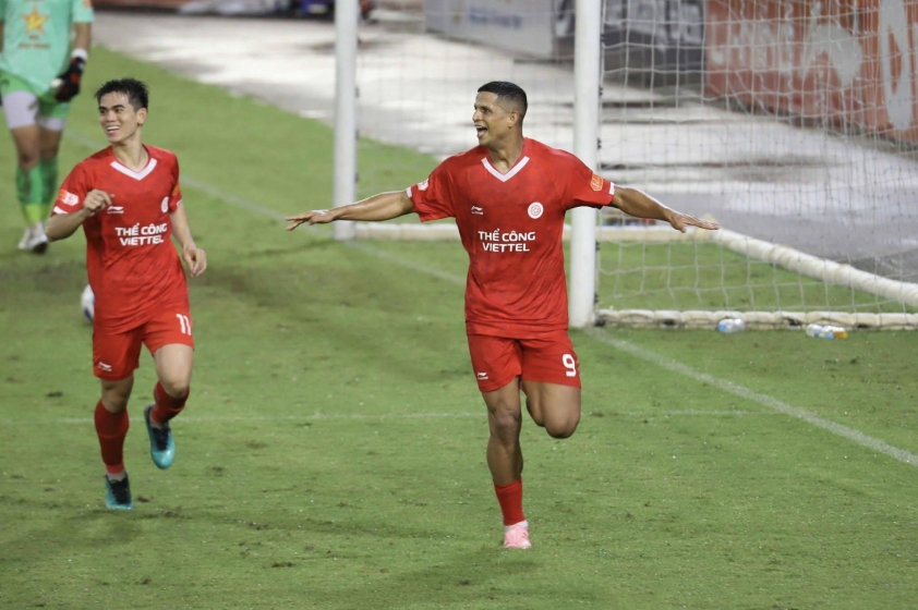Trực tiếp Viettel 1-0 Hà Tĩnh: Chủ nhà mở điểm!!! 712679
