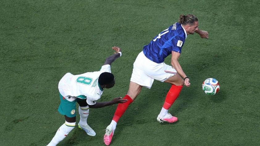 Không phải Mbappe hay Olise, đây mới là người hùng thầm lặng của tuyển Pháp 851909