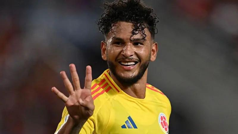 Ghana thêm một lần đau vì cái tên Luis Suarez, Colombia vào vòng 16 đội World Cup 861986