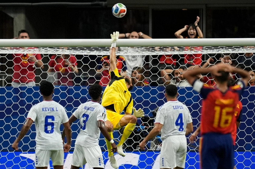 Bến đỗ bất ngờ của hiện tượng World Cup từng khiến Tây Ban Nha bất lực 873338