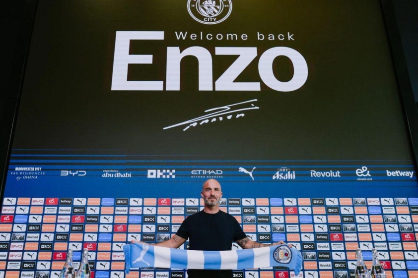 HLV Enzo Maresca: 'Tôi sẽ không để Man City trượt dài như MU hay Arsenal' 873525