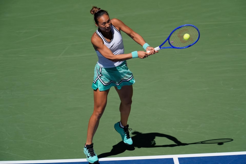 Địa chấn US Open 2026: Tay vợt Trung Quốc tạo cuộc ngược dòng thế kỷ trước Iga Swiatek 