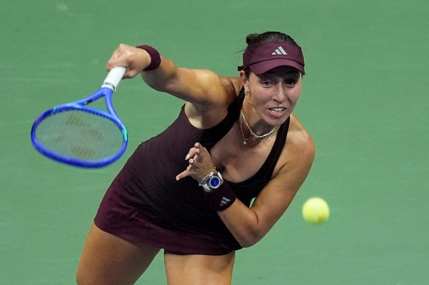 Ngược dòng thắng “đại chiến phú bà”, Pegula hẹn Sabalenka phục thù chung kết US Open 2024