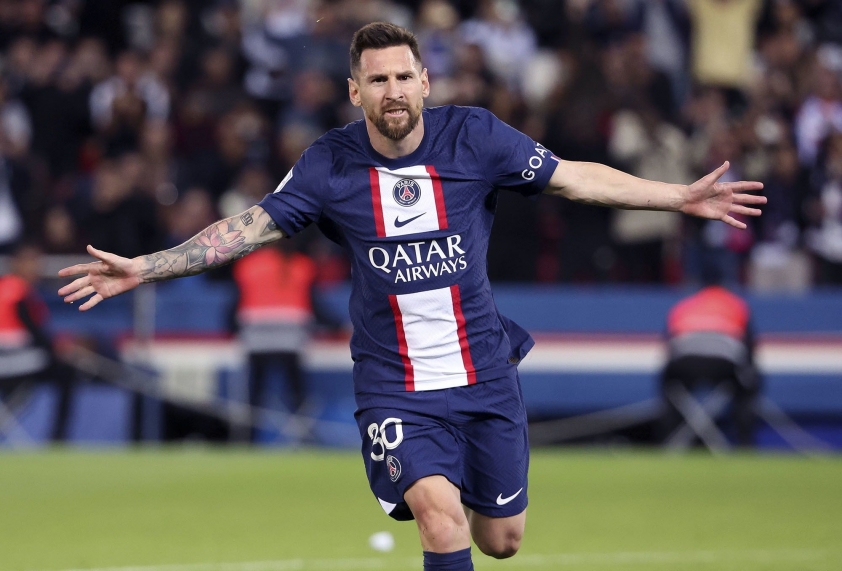 messi-psg-1727079449.jpg