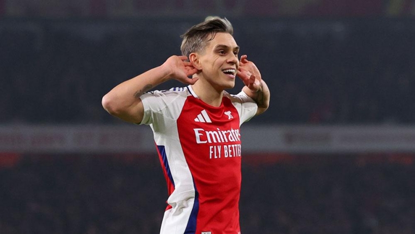 Arsenal ở thế tiến toán lưỡng nan: Mua ngay hay chờ đến hè? 586891