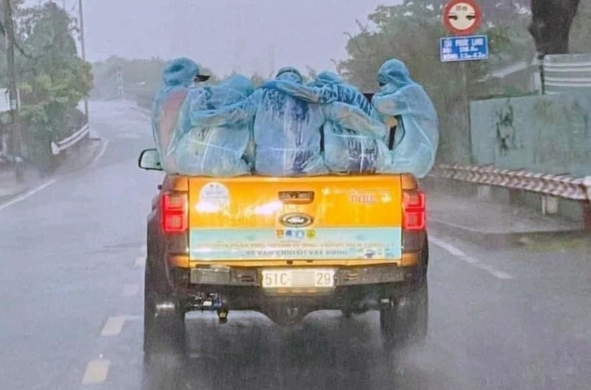 Quy định mới về các trường hợp xe chở hàng được phép chở người mà không bị phạt 521551
