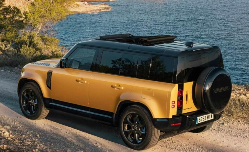 Land Rover Defender Eivissa Edition - Siêu phẩm hàng hiếm với số lượng vỏn vện 6 chiếc trên toàn cầu