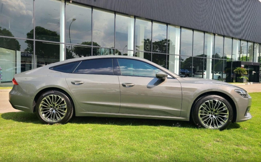 Audi A7 Sportback 2024 chính thức ra mắt tại Việt Nam với giá tham khảo 2,99 tỷ đồng 546006