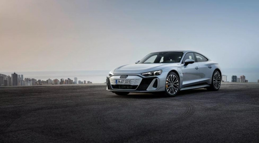 Audi e-tron GT 2025 đột phá trong phân khúc xe điện hạng sang 560509