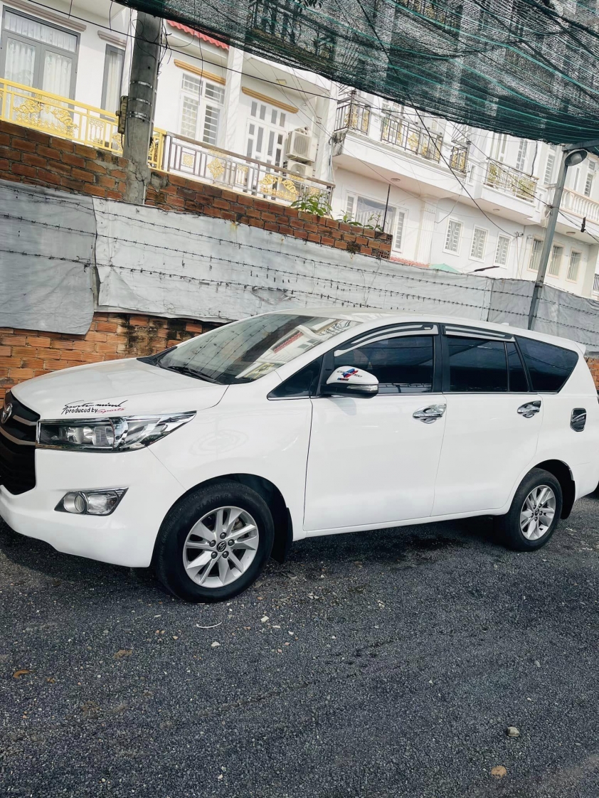 Toyota Innova 2017 rao bán chỉ ngang xe hạng A sau 7 năm sử dụng 563560