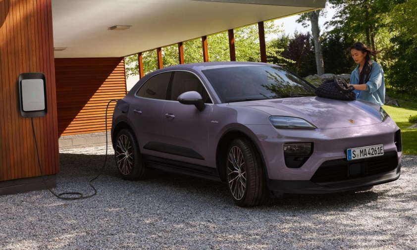 Porsche Macan 2024 chốt lịch ra mắt thị trường Việt: Chỉ có bản chạy điện, tăng tốc từ 0-100km/h chỉ vỏn vẹn 3,3 giây 565669