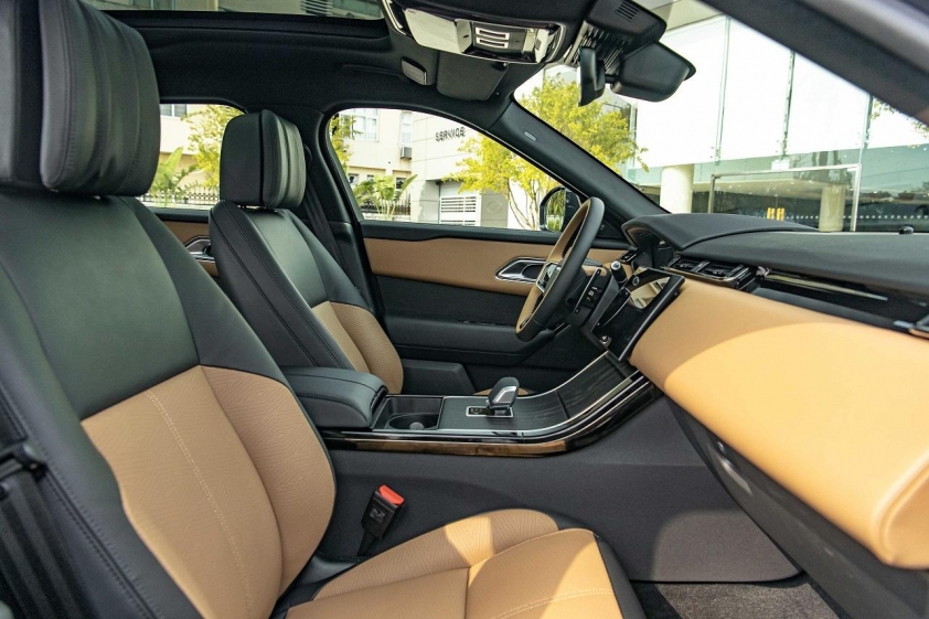 Mục sở thị Range Rover Velar 2025 tại đại lý Việt - Gương mặt mới trong phân khúc SUV hạng sang 565725Mục sở thị Range Rover Velar 2025 tại đại lý Việt - Gương mặt mới trong phân khúc SUV hạng sang 565725