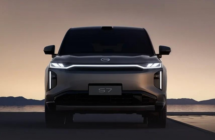 Hãng xeTrung Quốc ra mắt mẫu xe hybrid na ná Range Rover với phạm vi hoạt động vượt 1.000 km 568608