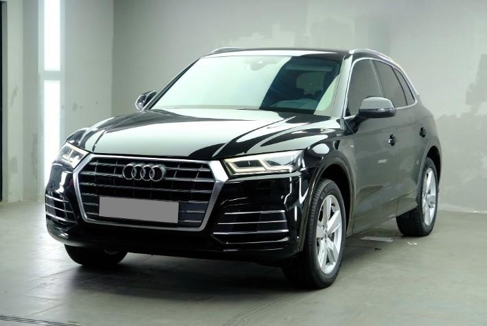 Audi Q5 APEC Edition 2017 - Xe sang hiếm hoi từ sự kiện APEC đang được rao bán 575961