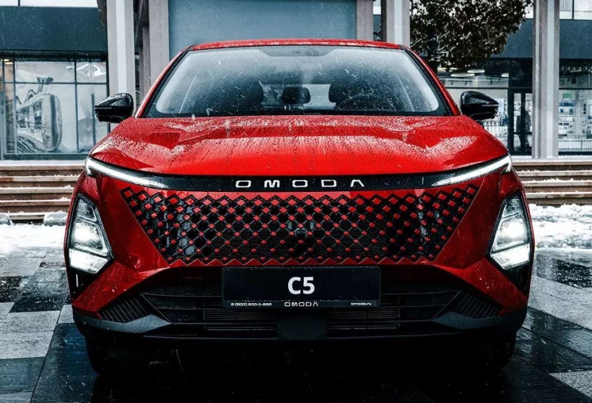 Omoda C5 2025 ra mắt bản nâng cấp: Giá quy đổi từ 607 triệu đồng, nhiều nâng cấp mới 576562