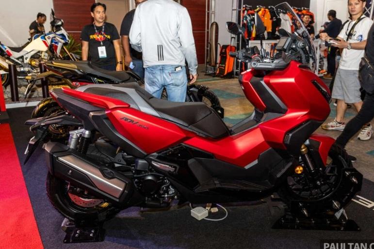 Honda ADV 350 gây sốt trước thềm Honda Việt Nam ra mắt loạt xe phân khối lớn 594833