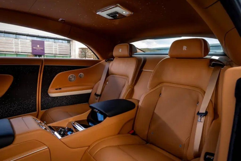 Rolls-Royce Spectre Soulmate – Biểu tượng tình yêu và đẳng cấp siêu sang 597531