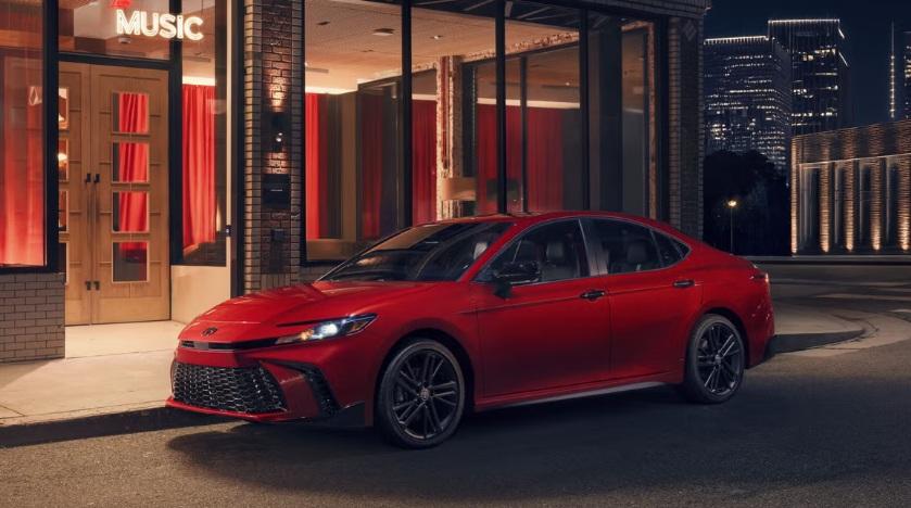 Toyota Camry Nightshade 2025 lộ diện: Bản nâng cấp thể thao cho tín đồ hybrid 629252