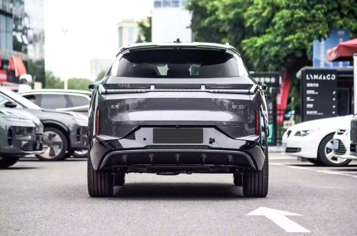Lynk & Co 08 bắt đầu nhận cọc: SUV Trung giá ngang Palisade, chạy không cần xăng tới 200 km 630953