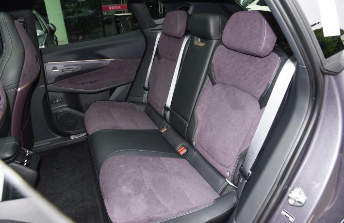 Lynk & Co 08 bắt đầu nhận cọc: SUV Trung giá ngang Palisade, chạy không cần xăng tới 200 km 630951