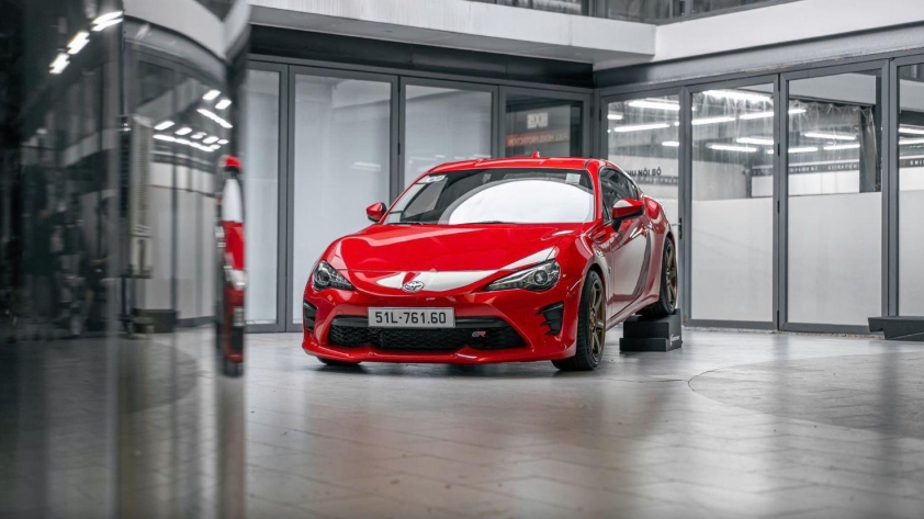 Cường “đô-la” chia sẻ trải nghiệm độc đáo sau tay lái Toyota 86: “Chiếc xe cho tôi cảm xúc khác biệt” 633694