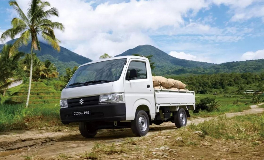 VinFast EC Van đối đầu Suzuki Super Carry Pro: Cuộc cạnh tranh giữa truyền thống và tương lai 634140