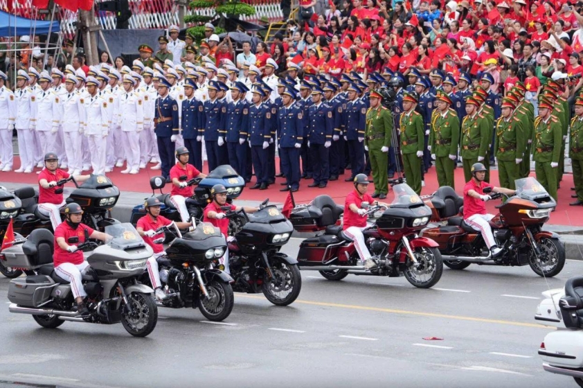 Dàn mô tô “tiền tỷ” góp mặt ấn tượng tại lễ kỷ niệm 70 năm giải phóng Hải Phòng 634590