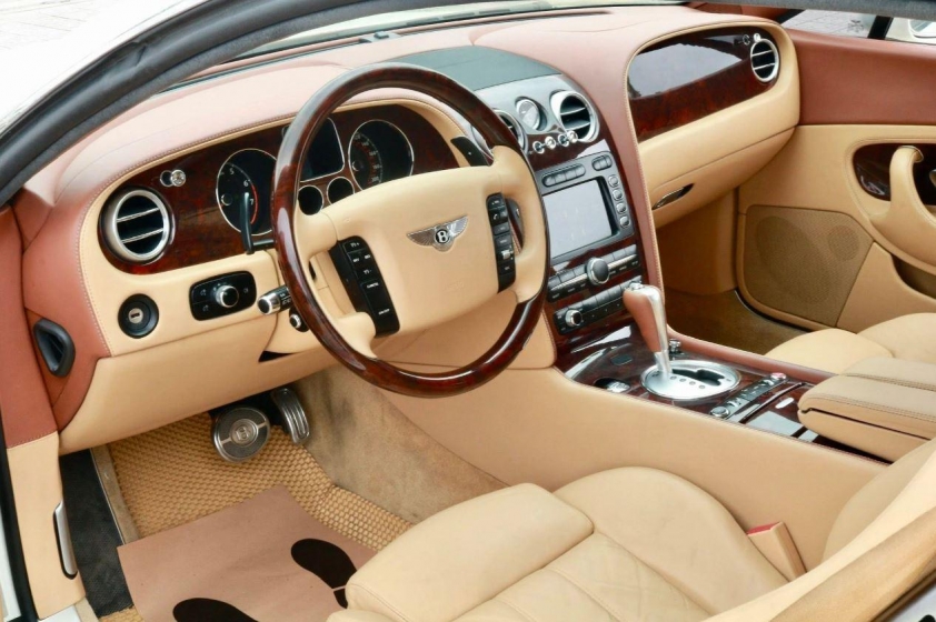Bentley Continental GT 2008 rao bán 2,3 tỷ đồng: Lựa chọn “xế cổ” cho người mê xe siêu sang 635192