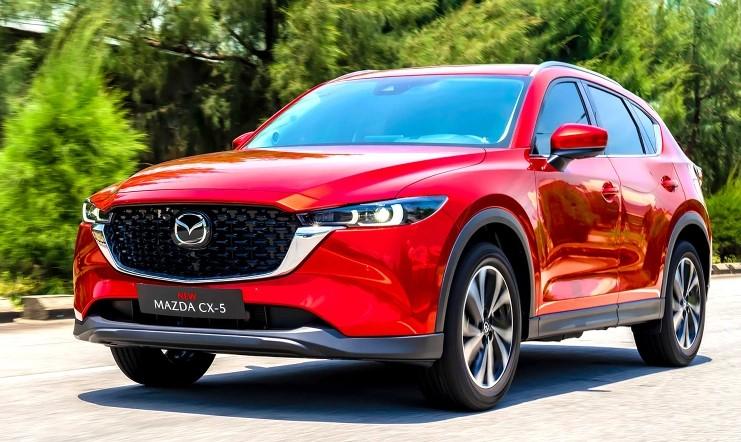 Mazda CX-5 bất ngờ phả hơi nóng xuống đàn em, cạnh tranh trực diện với SUV hạng B 637299